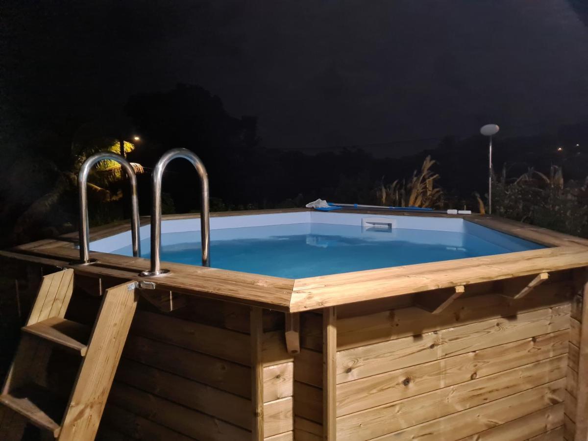 Bung'Hello Village, Piscine Et Parking Gratuit Trois-Rivières Buitenkant foto